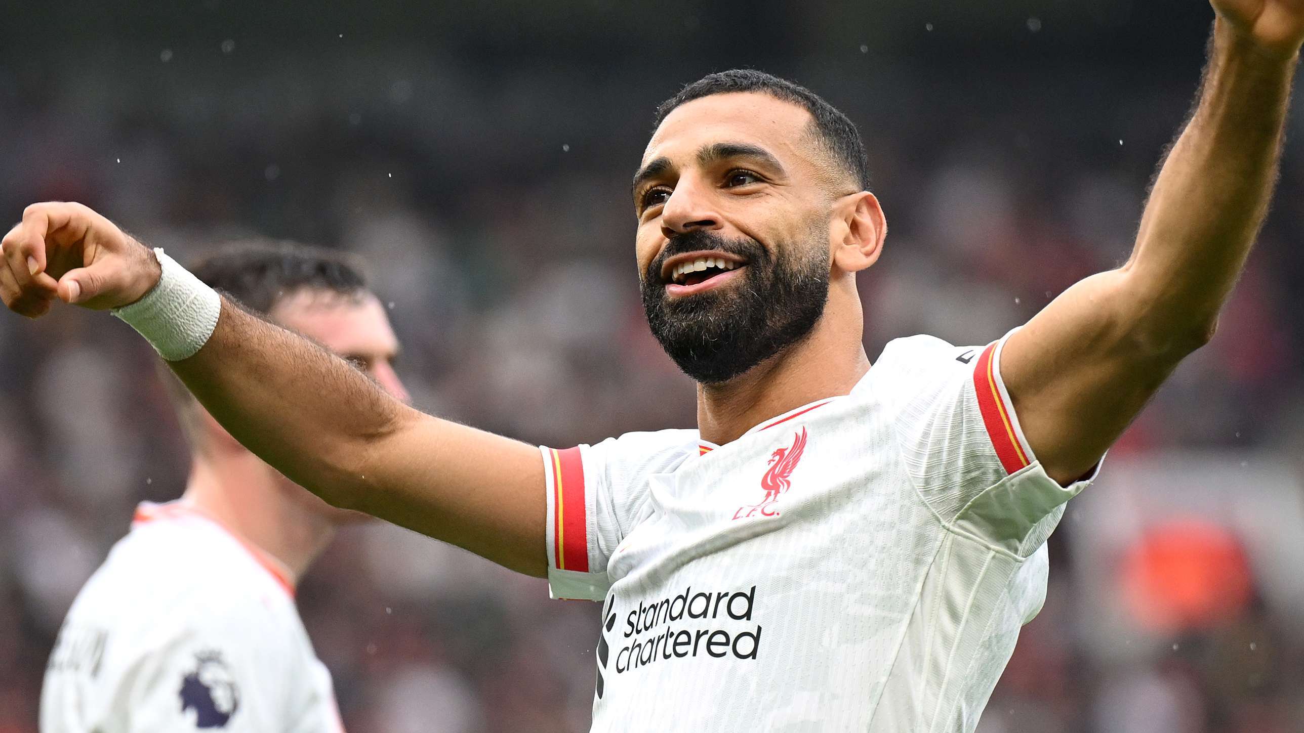 爱游戏体育萨拉赫官方宣布大比分获胜新规，曼联引发争议！比赛高潮迭起的简单介绍