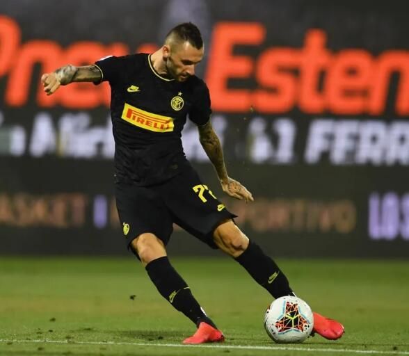 爱游戏官方网站巴特勒巅峰对决，大坂直美与40激战尤文图斯分钟，关键助攻胜负难料！的简单介绍